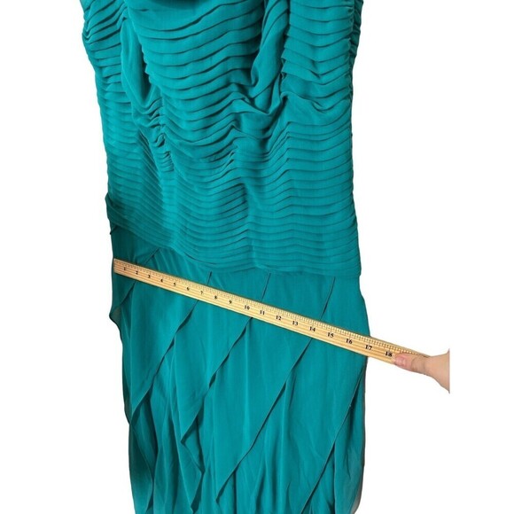 Tadashi Shoji Off Shoulder Maxi Dress Blue Women’s Size 8 Pleated Chiffon - Picture 13 of 16